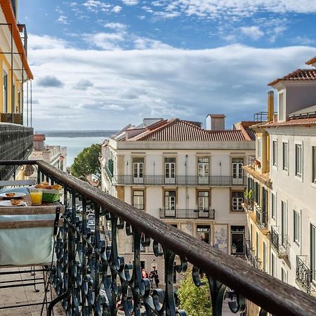 Castelo Apartment - Beautiful Balcony View Lisboa Eksteriør bilde