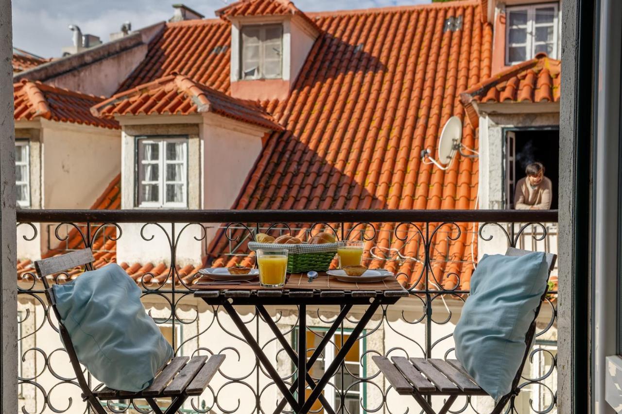 Castelo Apartment - Beautiful Balcony View Lisboa Eksteriør bilde